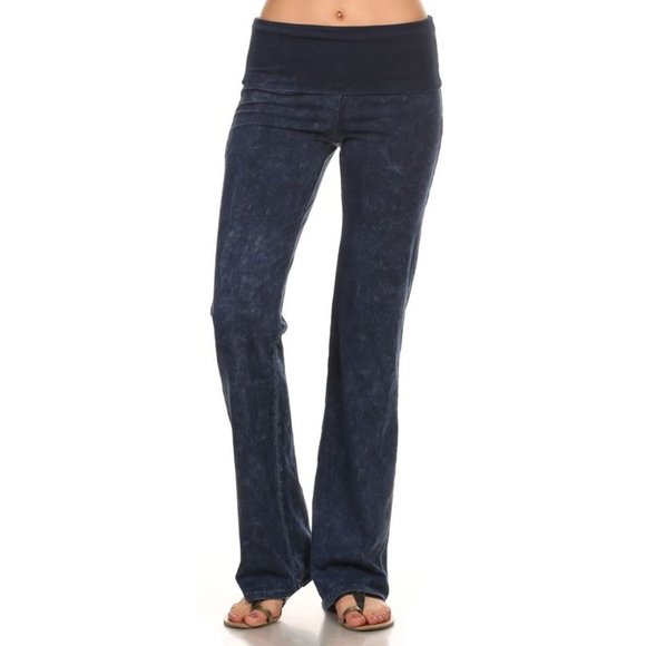 Mineral washed bootcut - Wide fold-over waistband - Picture 4 of 6